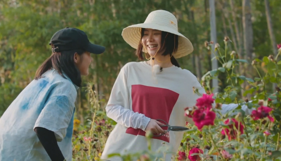 任嘉伦参加《向往的生活4》，一个举动显人品，能火不是偶然