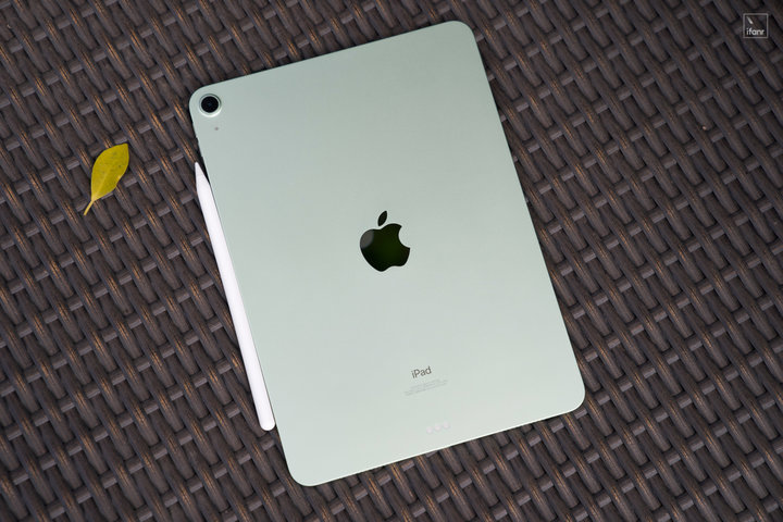 新iPad Air评测：性能向Pro看齐，续航比Pro更强