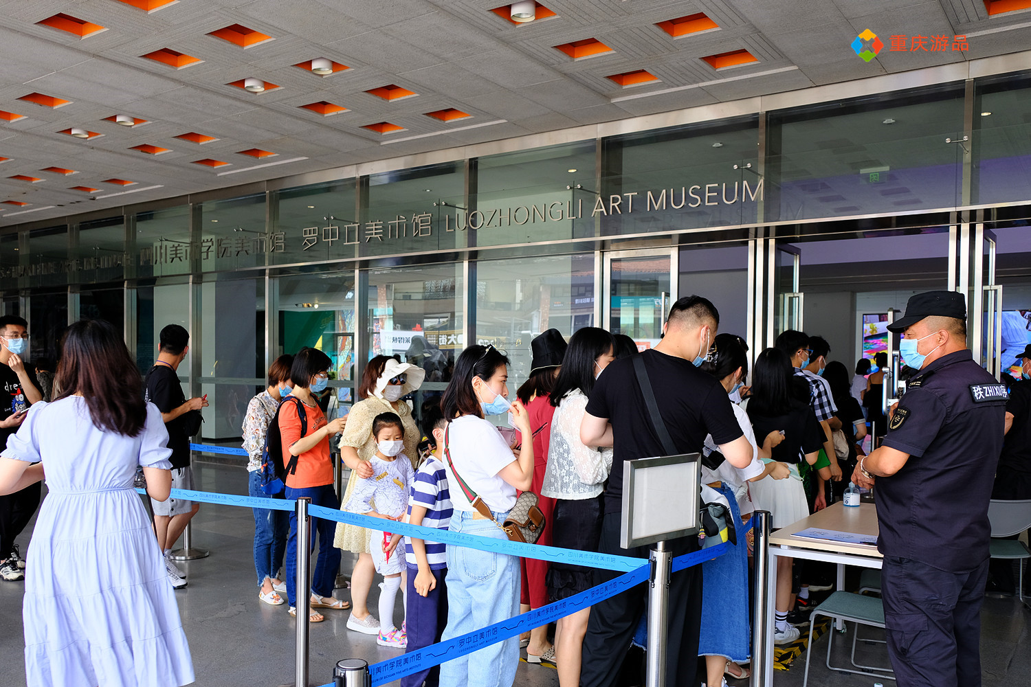 四川美术学院毕业作品展：预约入场一票难求，普通人都看不懂