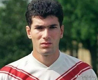 齐达内身后的第二人！从未效力过顶级豪门，却