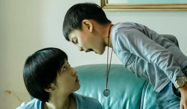 电影《我的姐姐》，展示了中国式亲情，微妙的姐弟情感，太催泪了