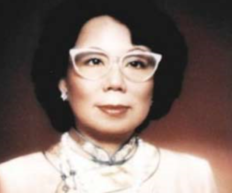 李嘉诚一生背后的文将武将，有人年薪10亿，有人