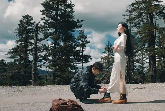 《司藤》首播!景甜无惧怼脸拍,剧情还原度高