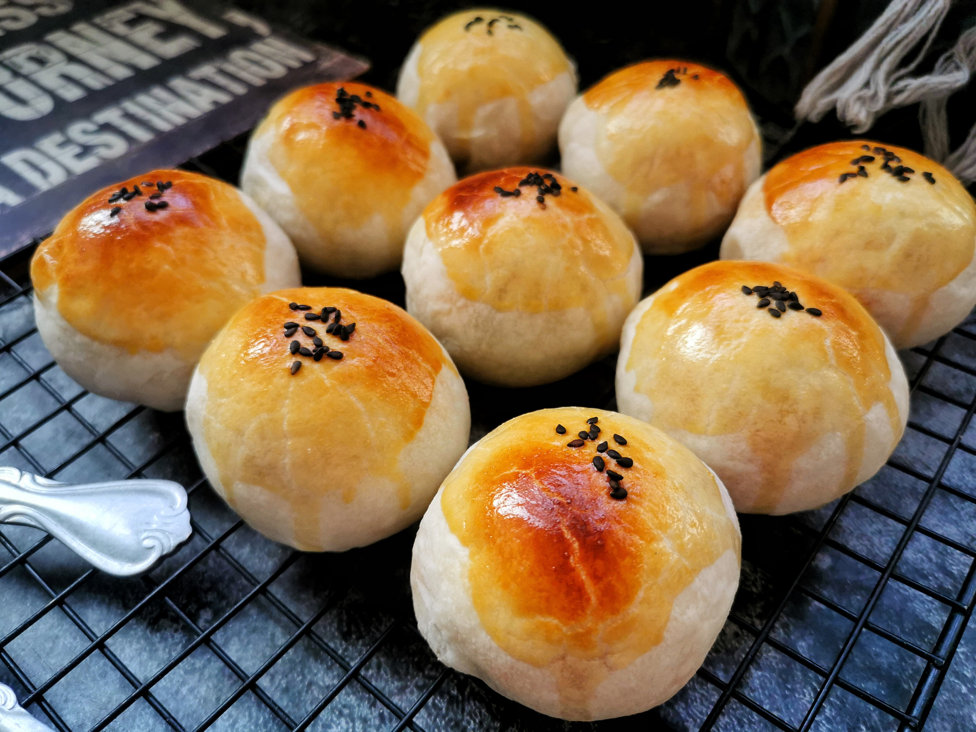 私房爆款！20块一个的土豪金蛋黄酥，配方大公开，多种口感超满足