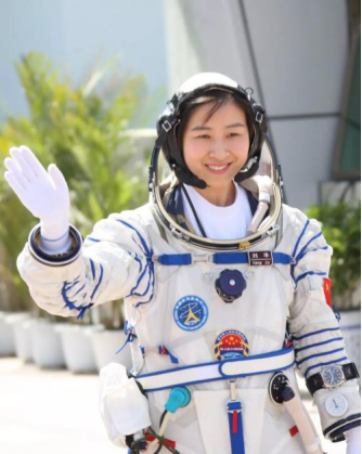 �й������˵���̫��վ���������ң�16ѡ3������ΰֻ�ܵ��油