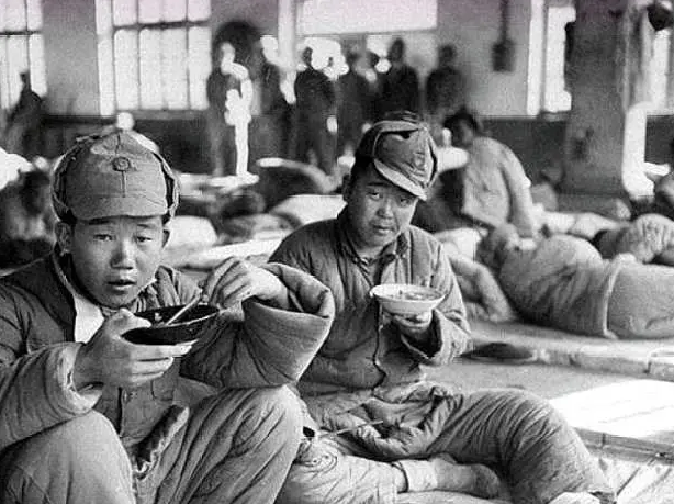 林彪的心腹作战科长，因一个女人阵前投敌，建国后落网被执行枪决