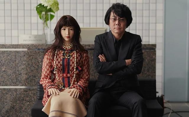 23岁岛国女机器人将主演电影，耗资5亿，网友：动作爱情片？