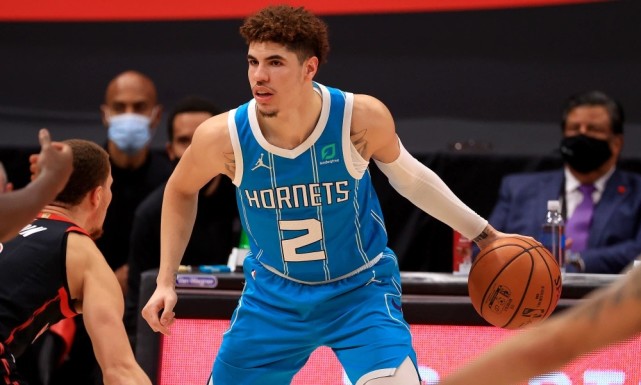 兄弟|球爹称球家三兄弟强过篮网三巨头 球迷调侃:南湾湖人