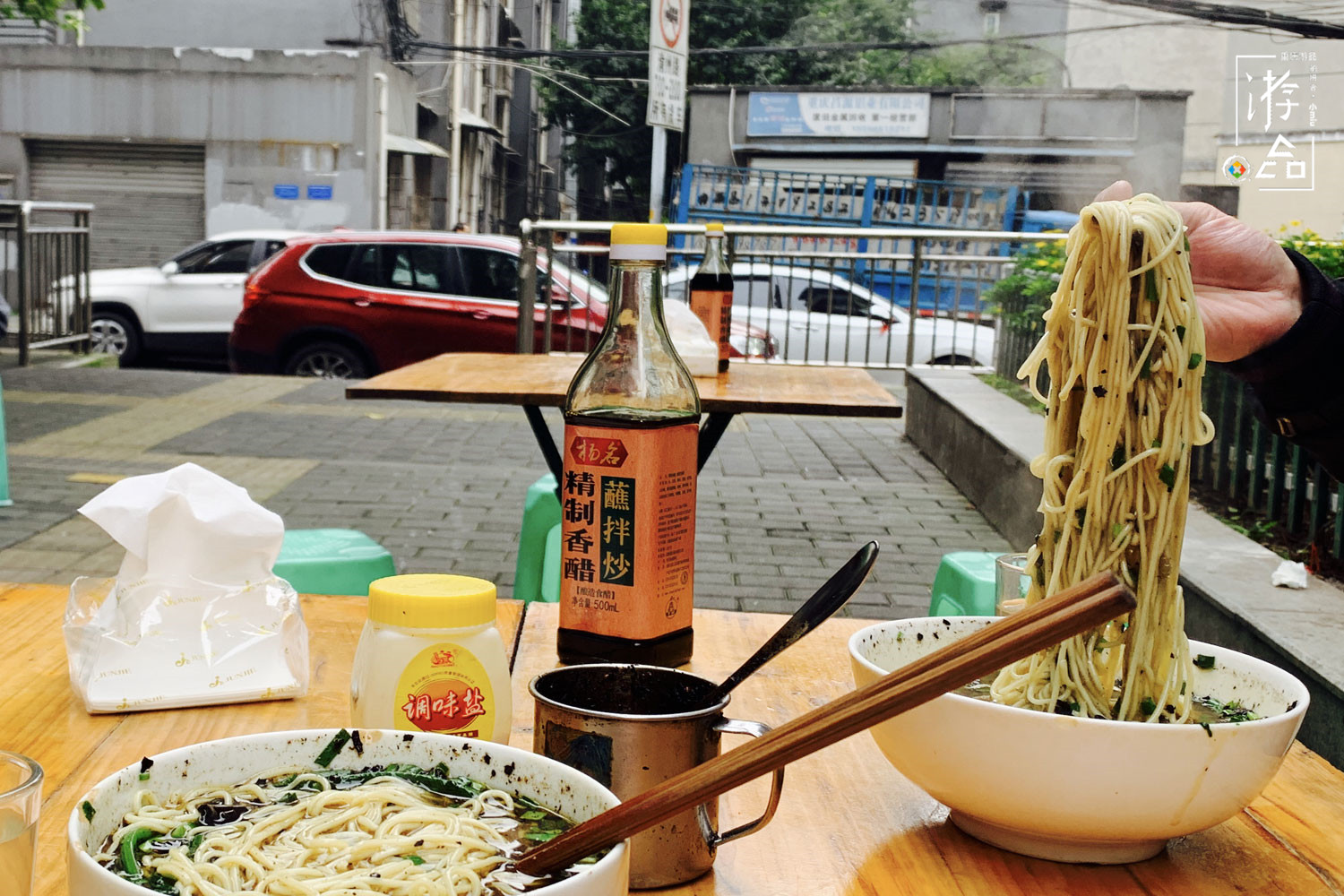 重庆小面向7元迈进，挣的是昧心钱？租金和人工费用比你想的高