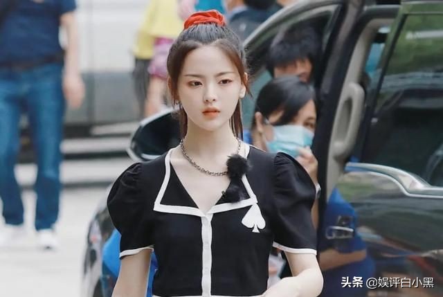 恋爱脑、作品少、辨识度低？是什么造成了95花的尴尬处境？