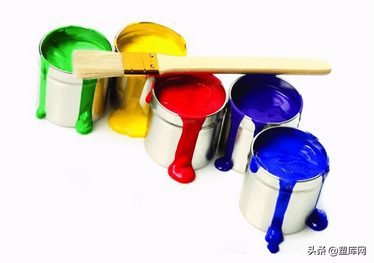 Common causes of chalking and uneven gloss in paint construction and