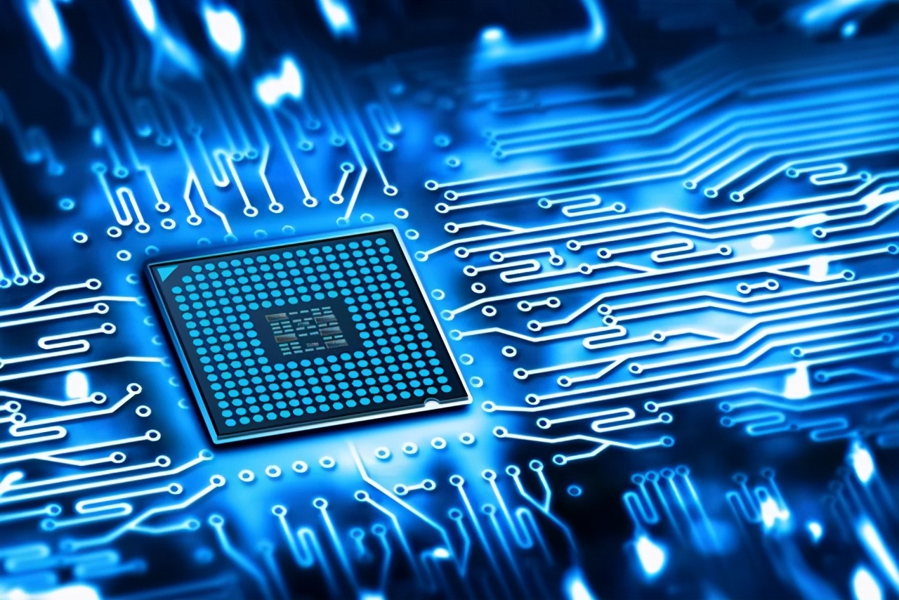 俄罗斯1台光刻机都没有，芯片制造成问题，为何不怕美国卡脖子？