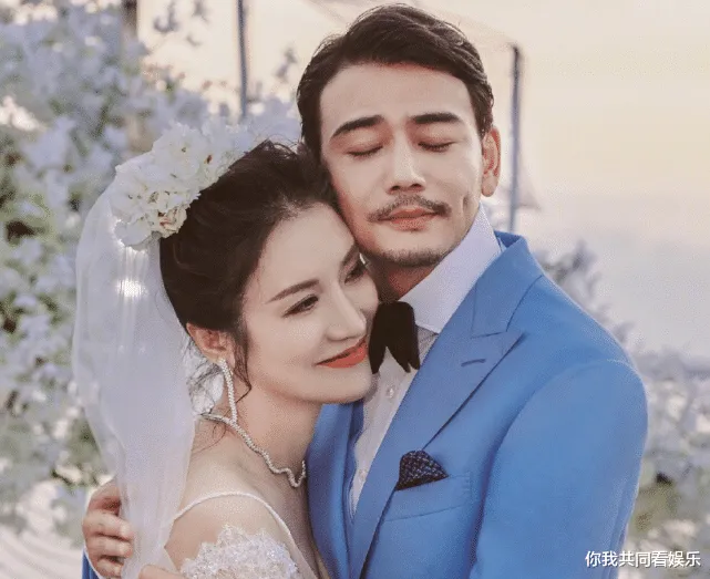 有种“整容”叫小包总没留胡子，18岁旧照曝光时，女粉：帅惨了