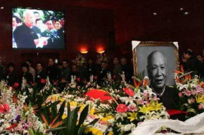 ��ϯ������ϵ�������Եף�����û��֪��������ȴ�ܳ���