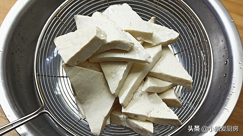 “家常燒豆腐”這樣做簡單省事又好吃，鮮香滑嫩特別入味下飯解饞