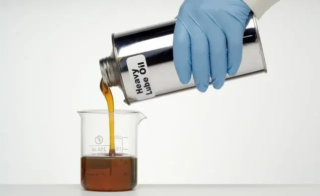 全合成机油真能用1万公里以上？到底哪个说法才是对的？