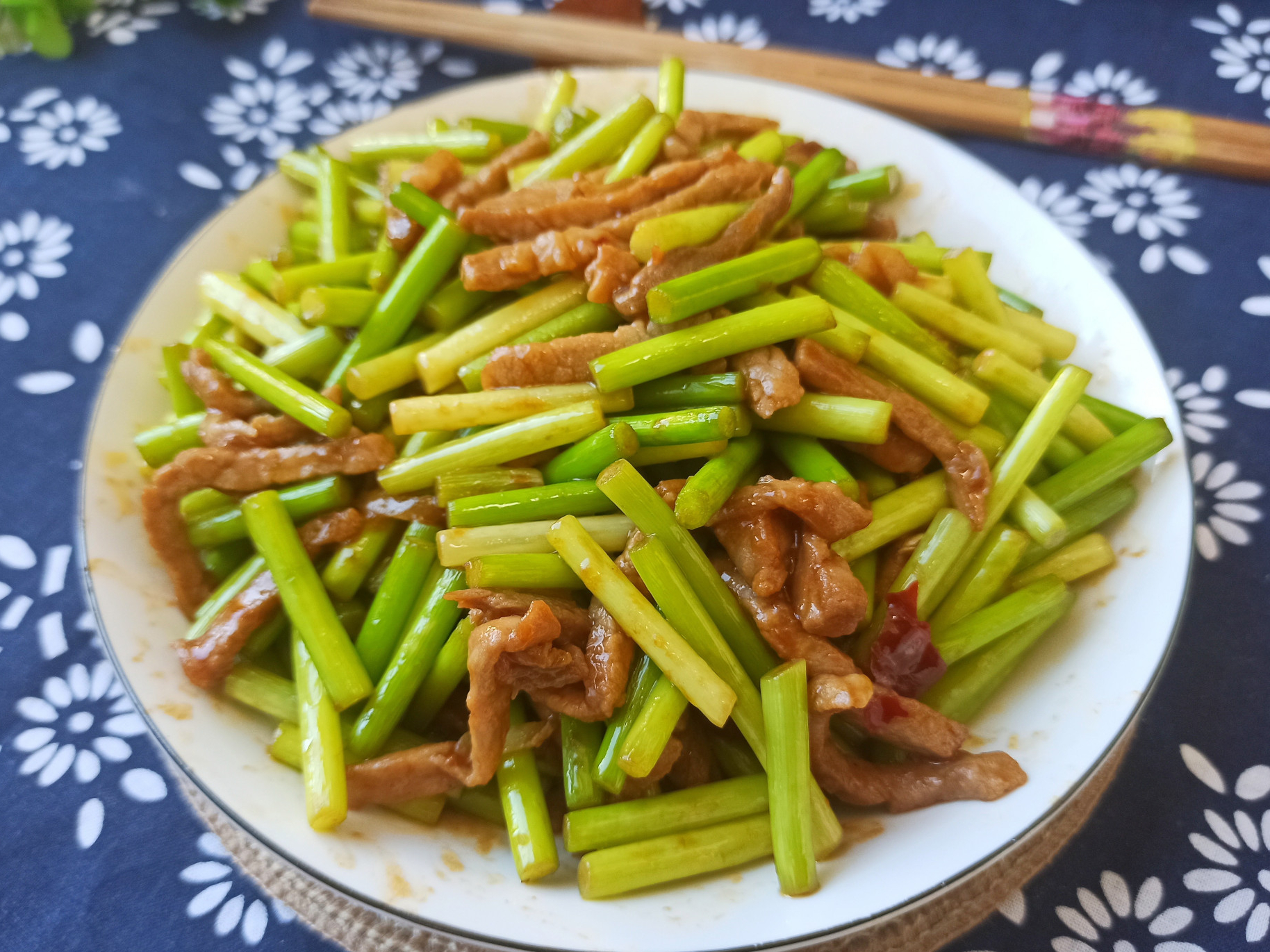 猪肉炒什么菜最好吃？分享5种不同的做法，鲜香美味，下酒又下饭