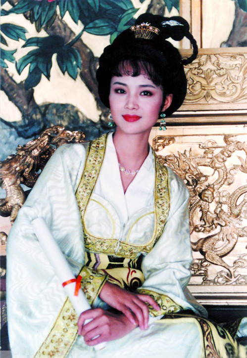 “最美苏麻喇姑”茹萍：从上官婉儿到富察夫人，二婚终获幸福