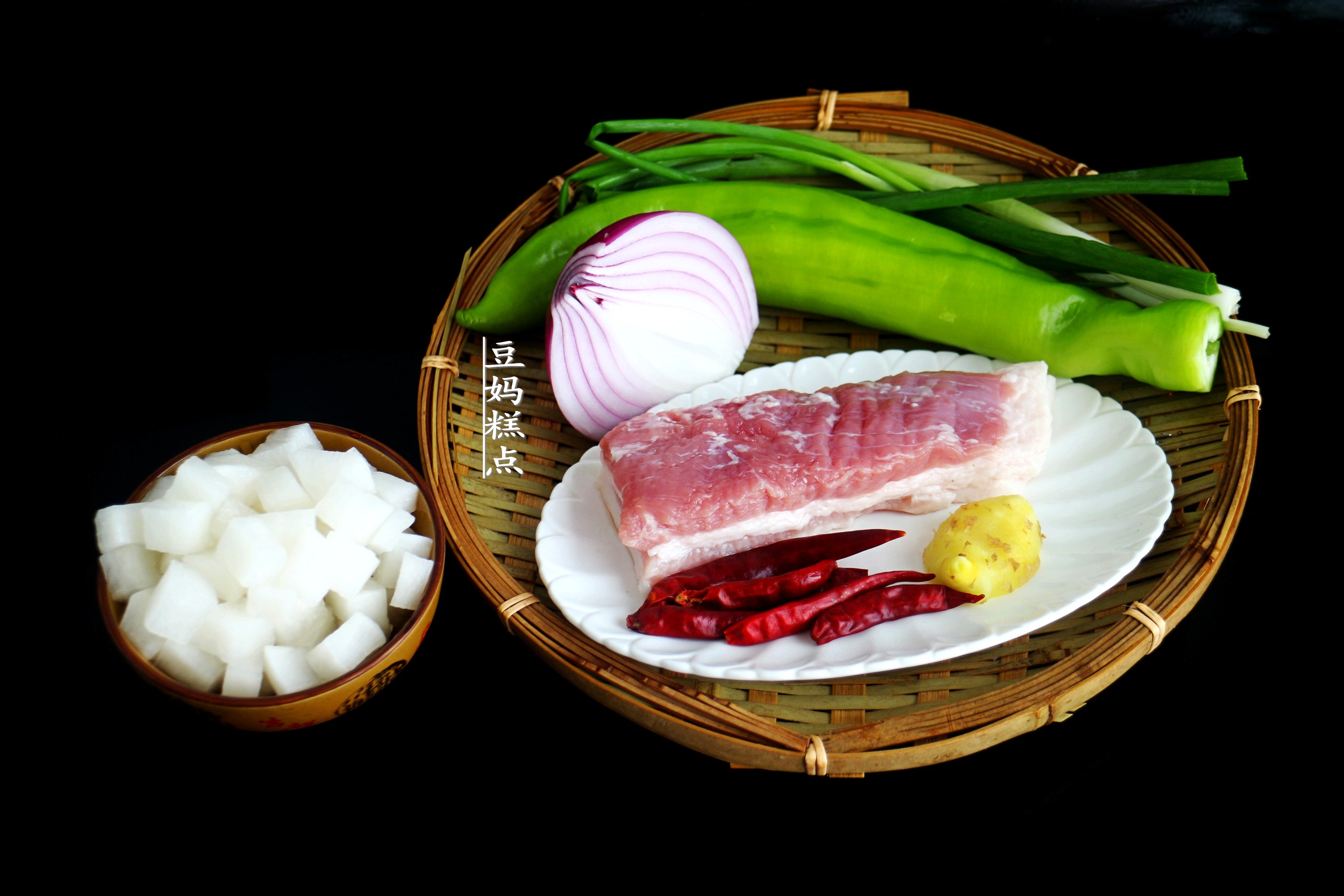 炒五花肉，学会“林大厨”这1招！5分钟上桌，酸香不油好下饭