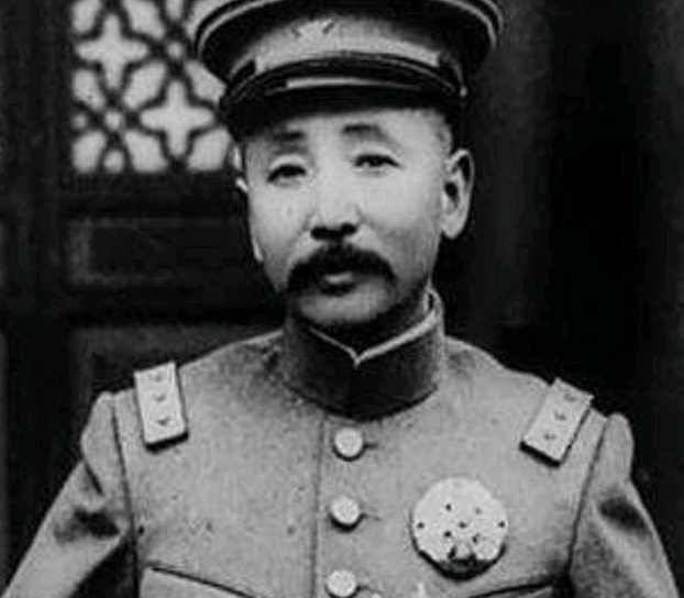 软禁张学良半个多世纪，蒋介石花费了多少钱？一年一个团的费用