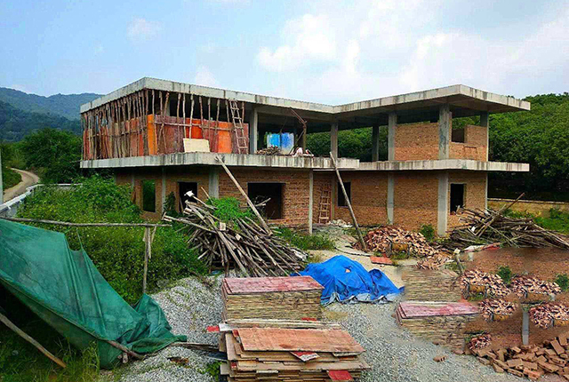 农村有土地流转，其实宅基地也能流转，有3风险