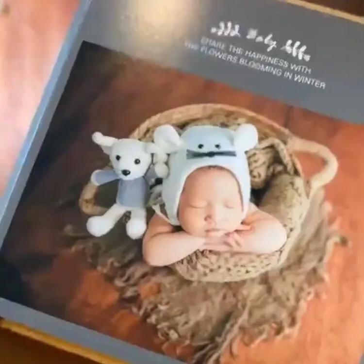 李亞男曬二胎女兒滿月寫真集，小公主清秀甜美，模樣越來越像媽媽