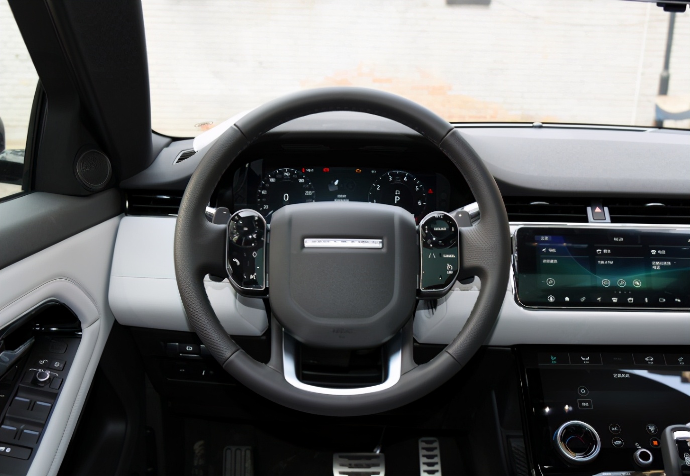 The new Land Rover Aurora confirmed a substantial lengthening, 2.0T+9AT ...