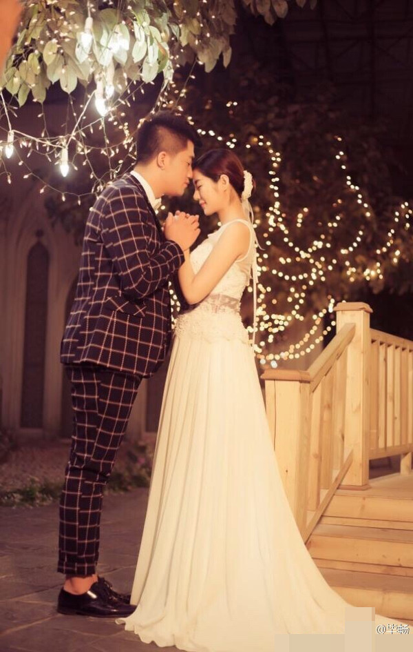 本山旗下艺人毕畅被传离婚，富豪老公被判14年，