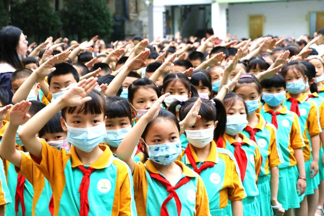 共话端午 爱国情浓丨双流实验小学（东区）主题升旗仪式