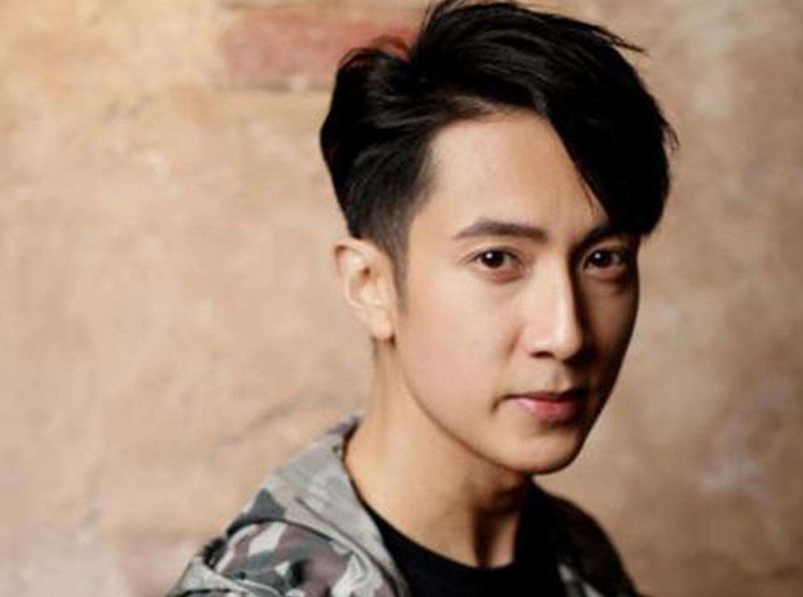 百亿家庭的豪华细节，吴尊为女儿做早餐，意外