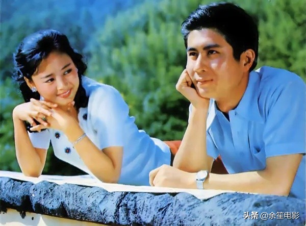 憑《廬山戀》爆紅，巔峰時(shí)“棄夫”遠(yuǎn)走美國(guó)，張瑜近況如何？
