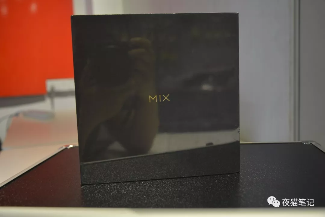 「小米MIX 2S开箱评测」降价后的小米旗舰还值得入手吗？