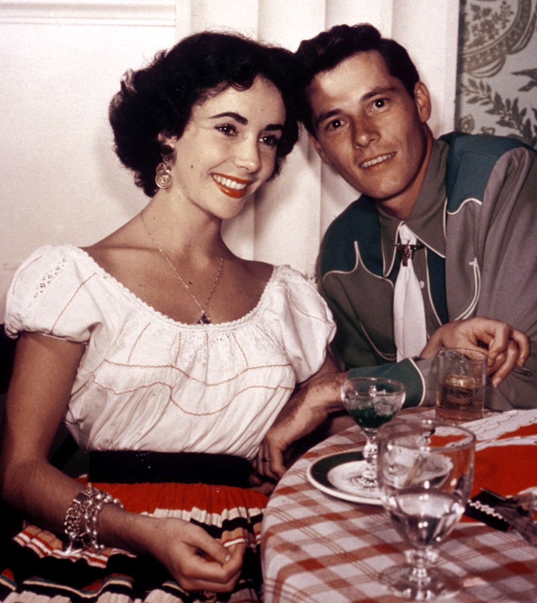 欧美顶流，批量削掉腮帮子, image size:1080x1214