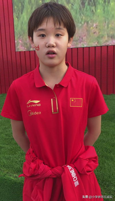 跳水新星張家齊有多萌，接受采訪，奶聲奶氣地，萌化了所有人