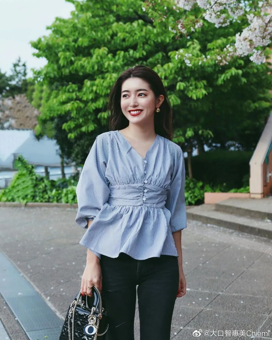 Are you thick are colour department or Dan Yan? Search was opposite you also can become advanced