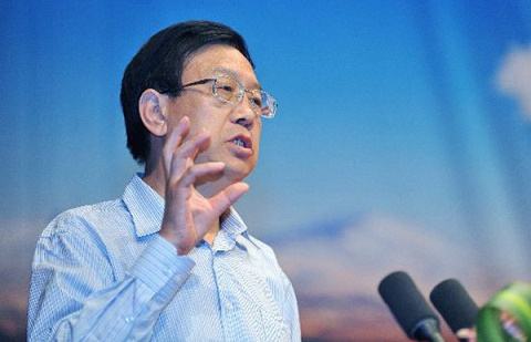 周天勇：放开地摊经济、农贸市场，可促进5000万
