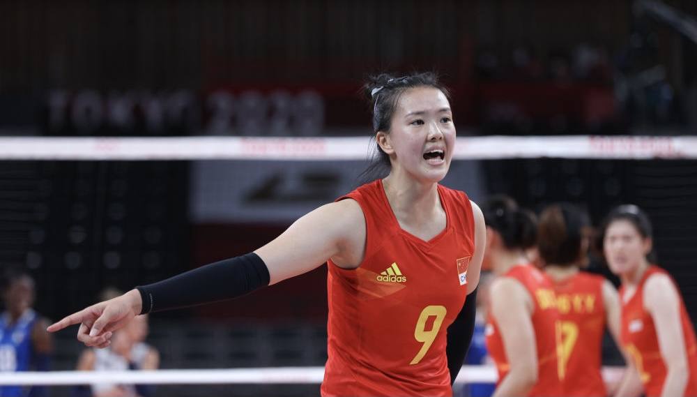张常宁能否打完巴黎奥运？与男友三年热恋，女排不能没有她