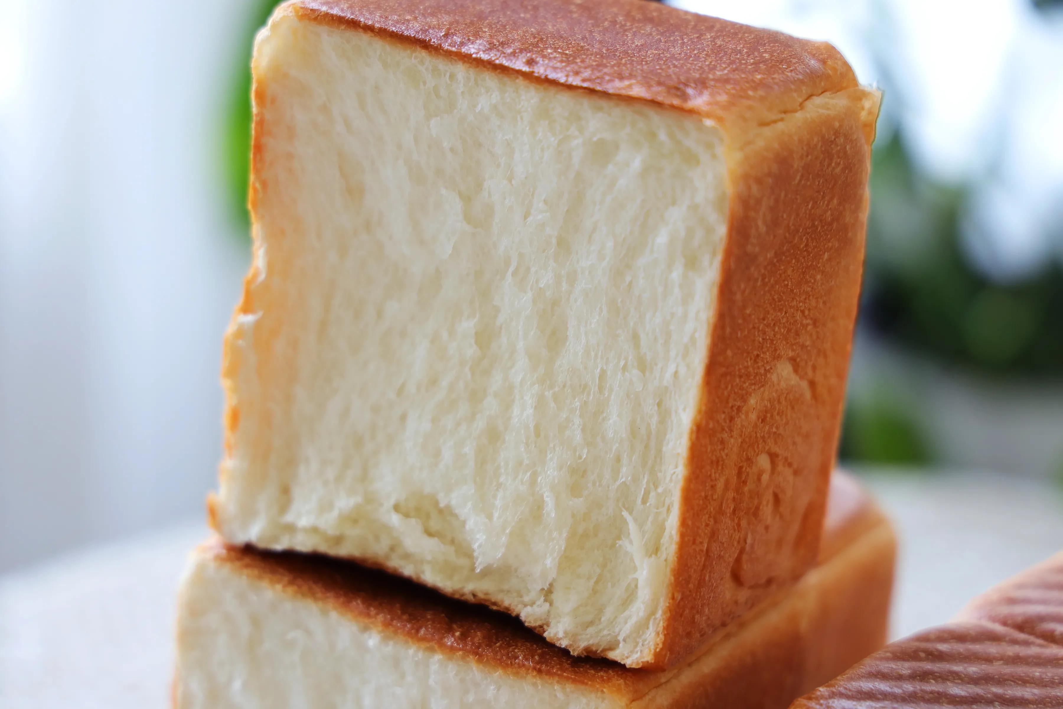 原味白吐司，简单做成三明治，绝对是孩子最佳的早餐，营养美味