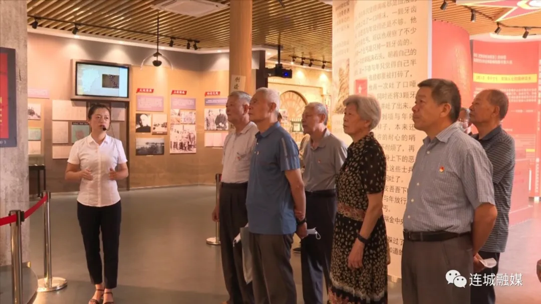 连城县组织离退休老干部参观考察红色教育基地
