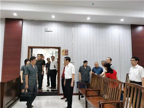 张干太深入芷江调研法院民商事审判工作