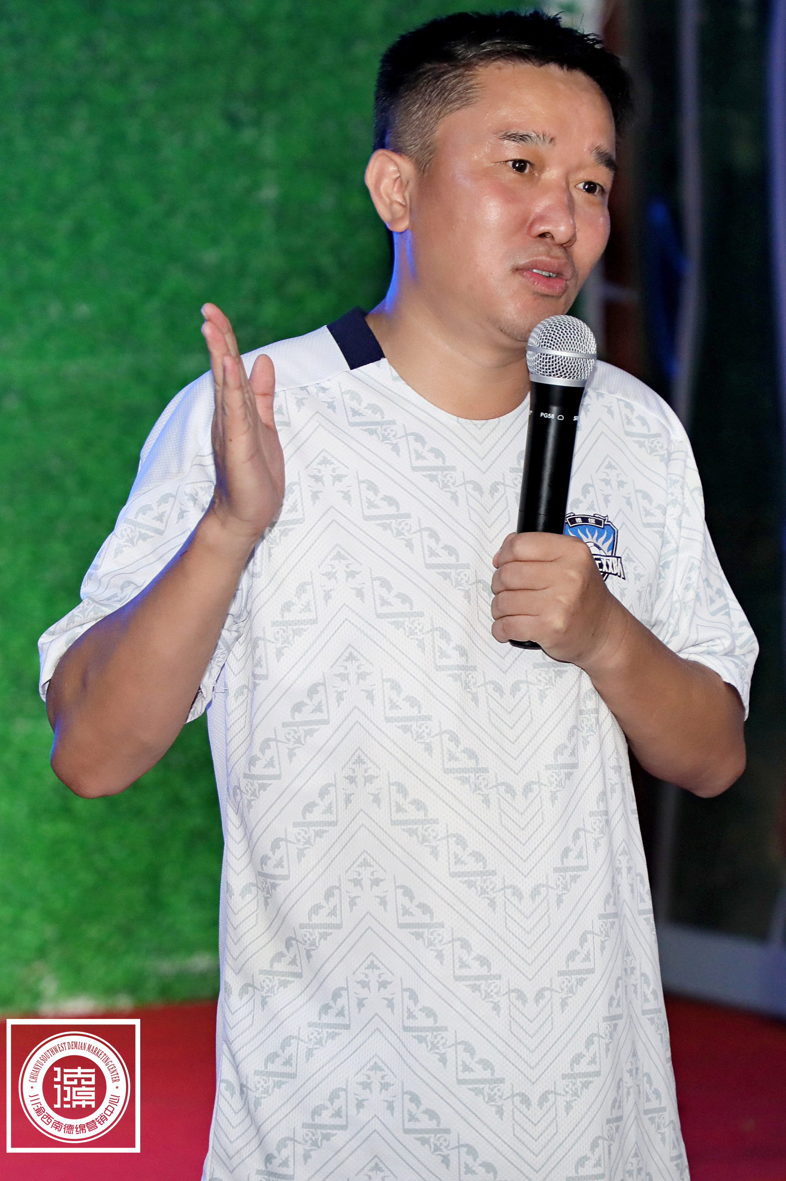 体育|“众智众鑫”杯0910足球友谊赛在绵阳圆满举行