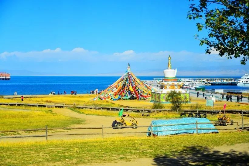 10 places that are most suitable for a person to travel, one every year, OK?