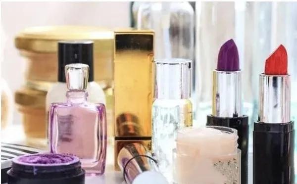 化妆品类产品如何在线上网上做推广营销？