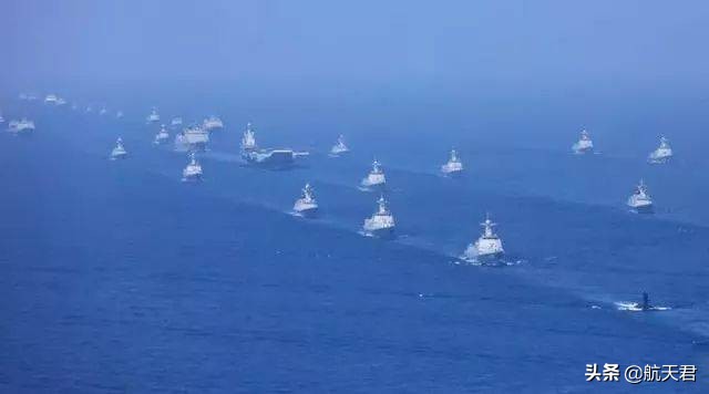 最后一艘051驱逐舰退役！17吨黄金换一艘战舰的日子，一去不返