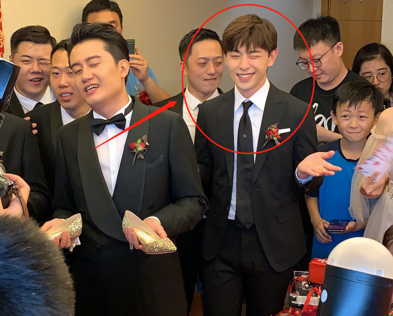 伴郎|石家庄专业伴郎户邓伦今天又上线啦！不愧是伴郎专业户 可以开一家婚庆公司了