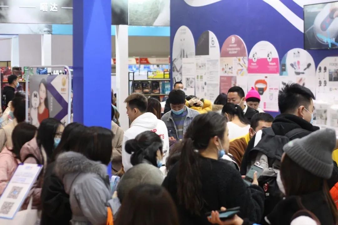 11月西部重庆展大放异彩!规模翻倍增长,开启西部宠物行业新纪元