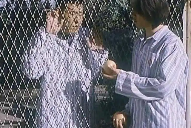 贾宏声:他当着父亲面跳了楼,留下了一辆被砸