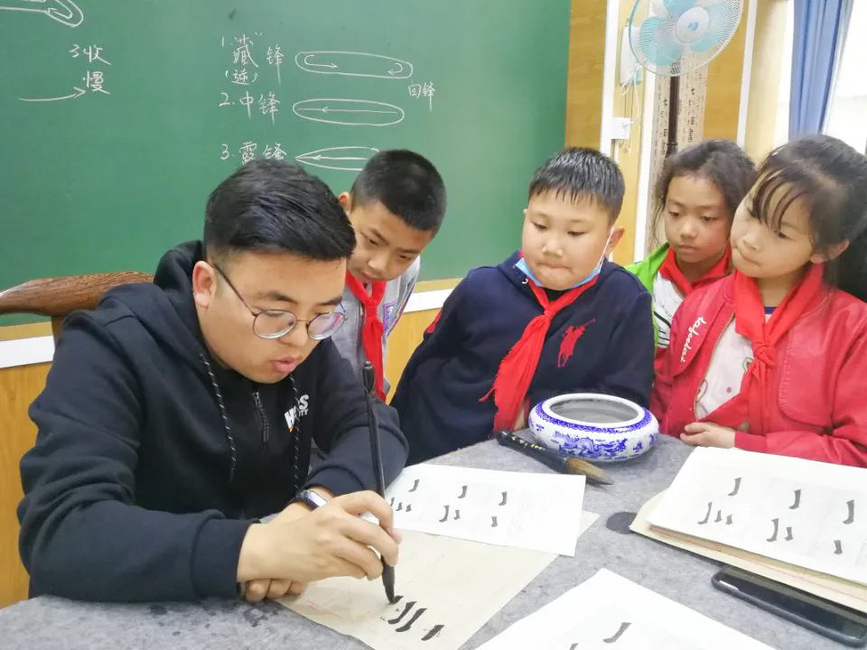 成都市双流区东升迎春小学乡村少年宫暨项目制社团活动