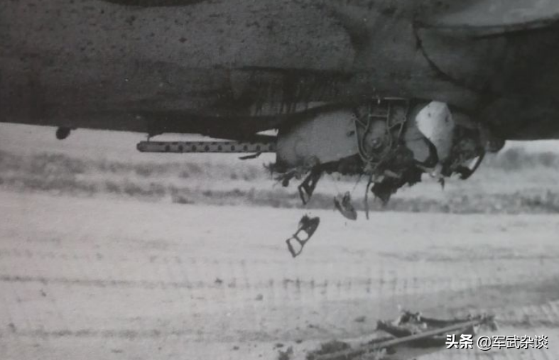 在9000米高空躺着战斗，二战美国陆航伤亡最高的岗位，机腹机枪手