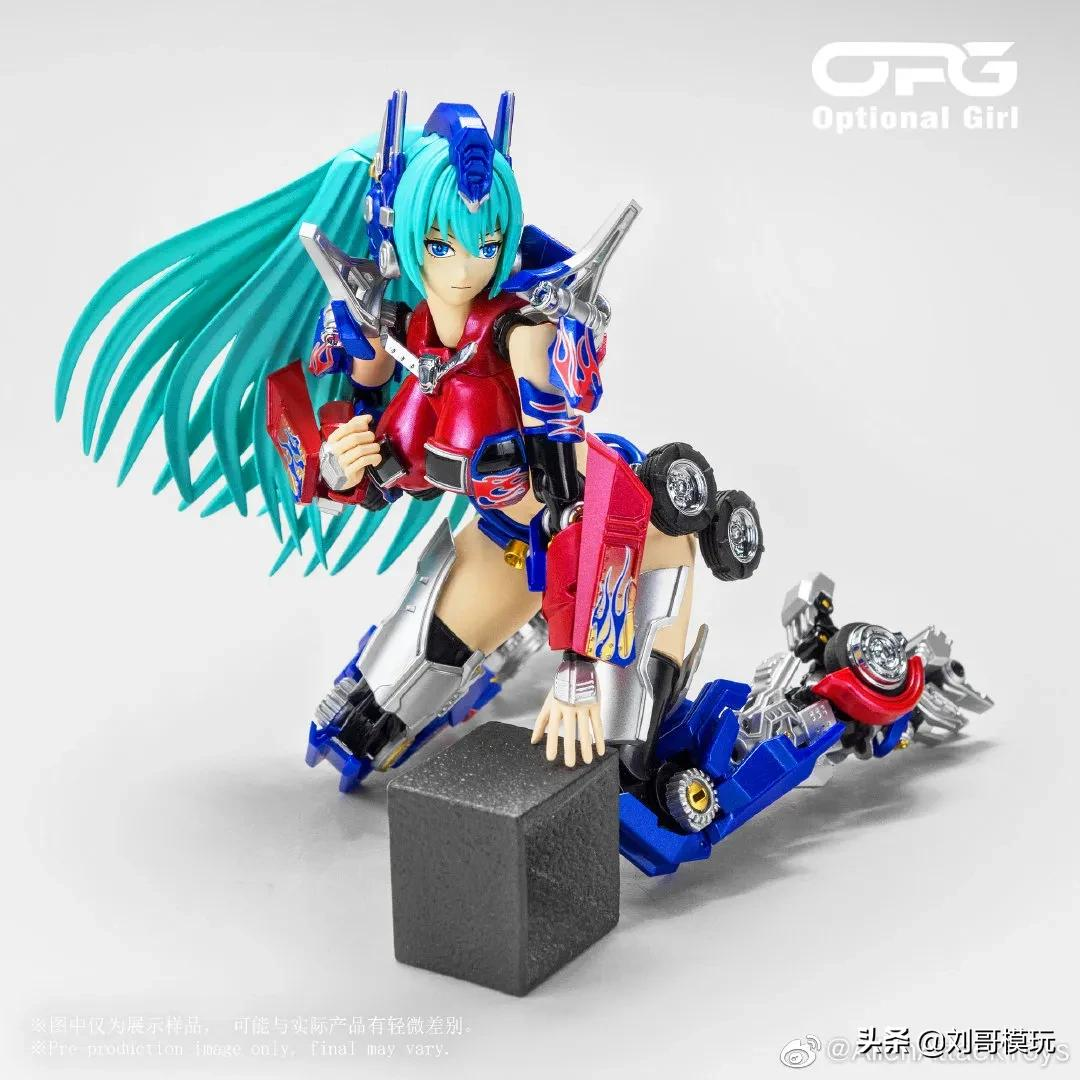 AAT机娘版擎天柱来啦!这个脸有点怪?
